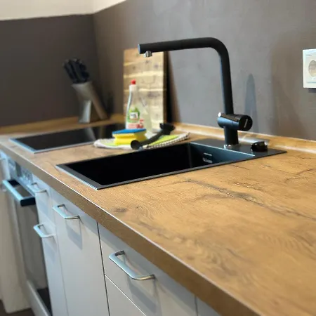 Greenleaf Walhalla-apartment - Highspeed Wlan - Netflix - Suedbalkon טגרנהיים
